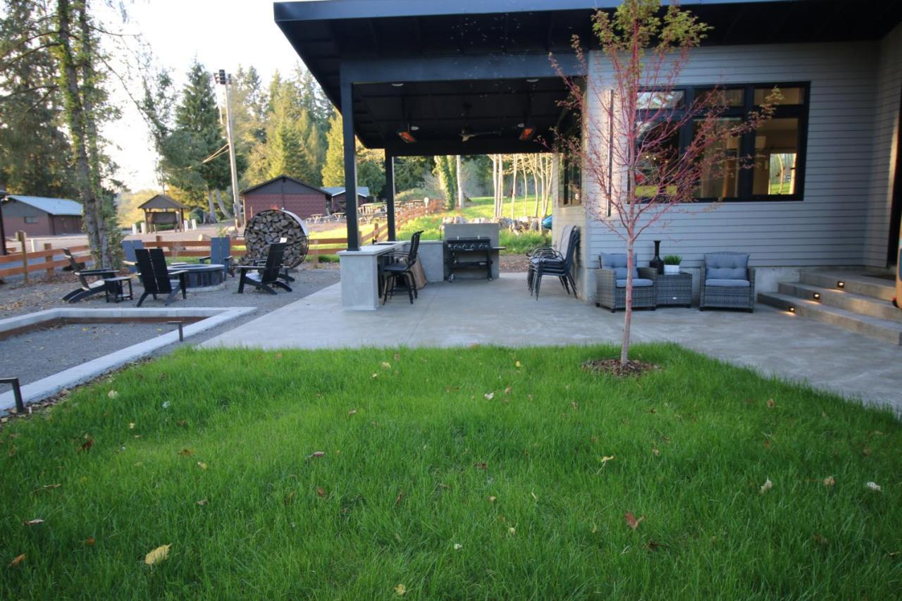 Luxe Lake Cabin Hot Tub Grill Firepit Ev Charger Onalaska Εξωτερικό φωτογραφία
